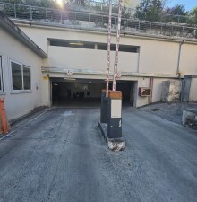 Garage C5 a Gregorio VII VIa F. Bernardini